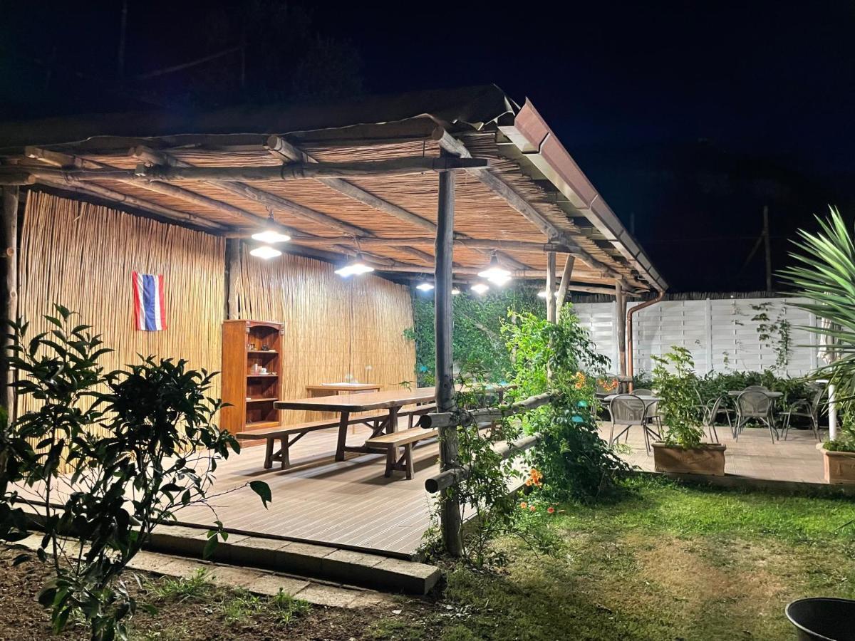Casa Sorrento, Immerso Nel Verde A Pochi Passi Dal Centro Kültér fotó