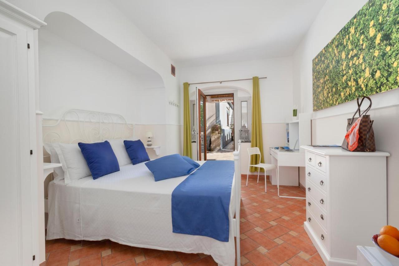 Casa Sorrento, Immerso Nel Verde A Pochi Passi Dal Centro Kültér fotó